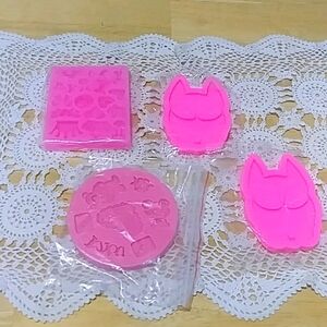 Silicone molds - cats, Valentine's day, crowns, bows and hearts